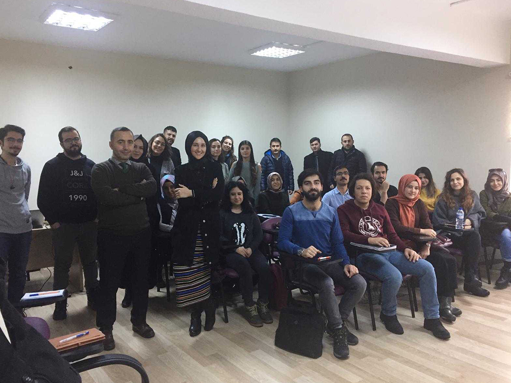 Kırıkkale Üniversitesi Bilinçli Ve Güvenli İnternet Eğitimleri