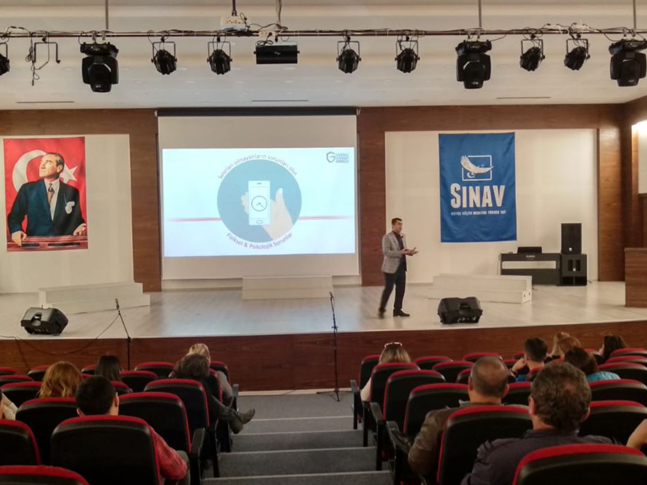 Ankara Etimesgut Eryaman Sınav Kolejinde, Bilinçli Ve Güvenli İnternet Semineri