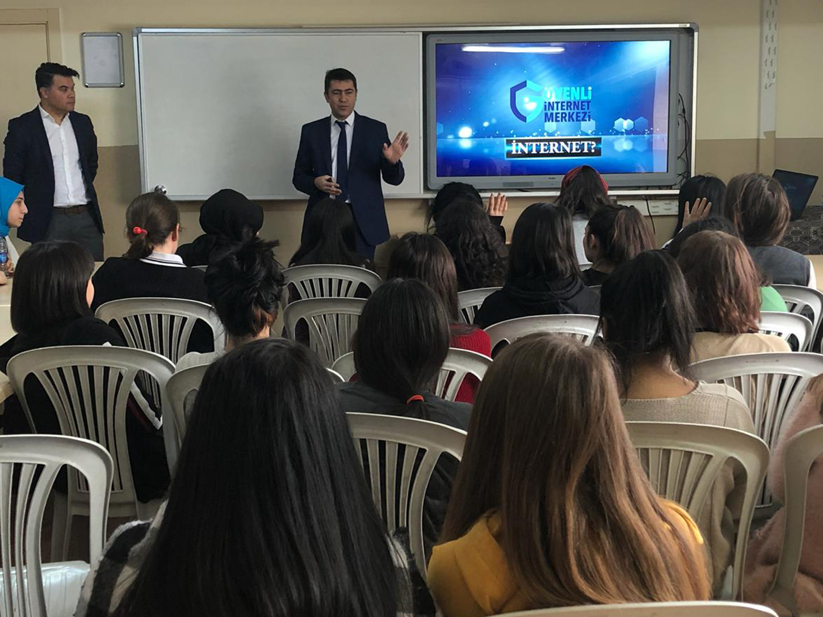 Ankara Çankaya Gaziosmanpaşa Kız Teknik ve Meslek Lisesi, Bilinçli Ve Güvenli İnternet Semineri