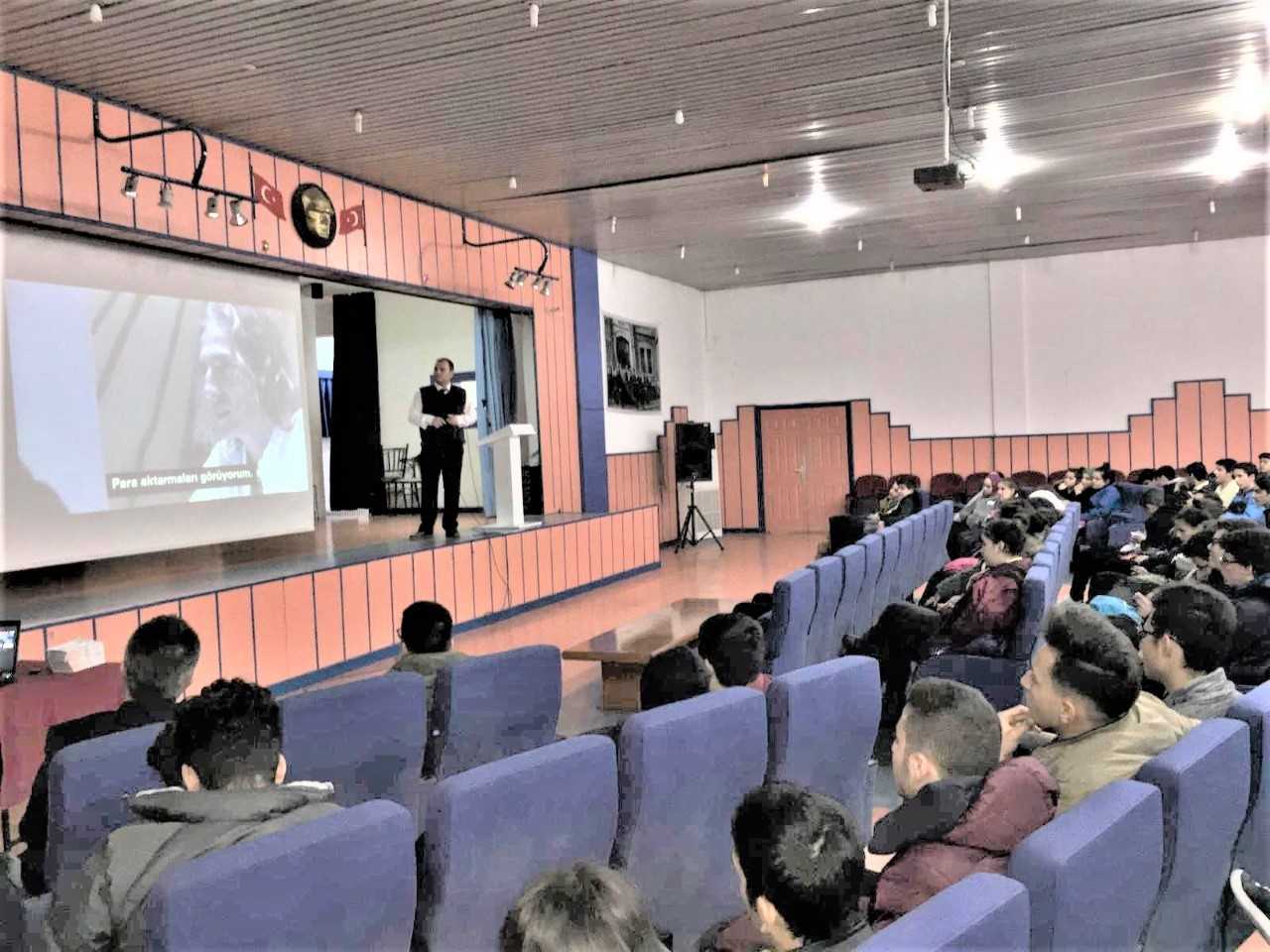 Mersin Yenişehir  Şevket Pozcu Anadolu Lisesi, Bilinçli Ve Güvenli İnternet Semineri